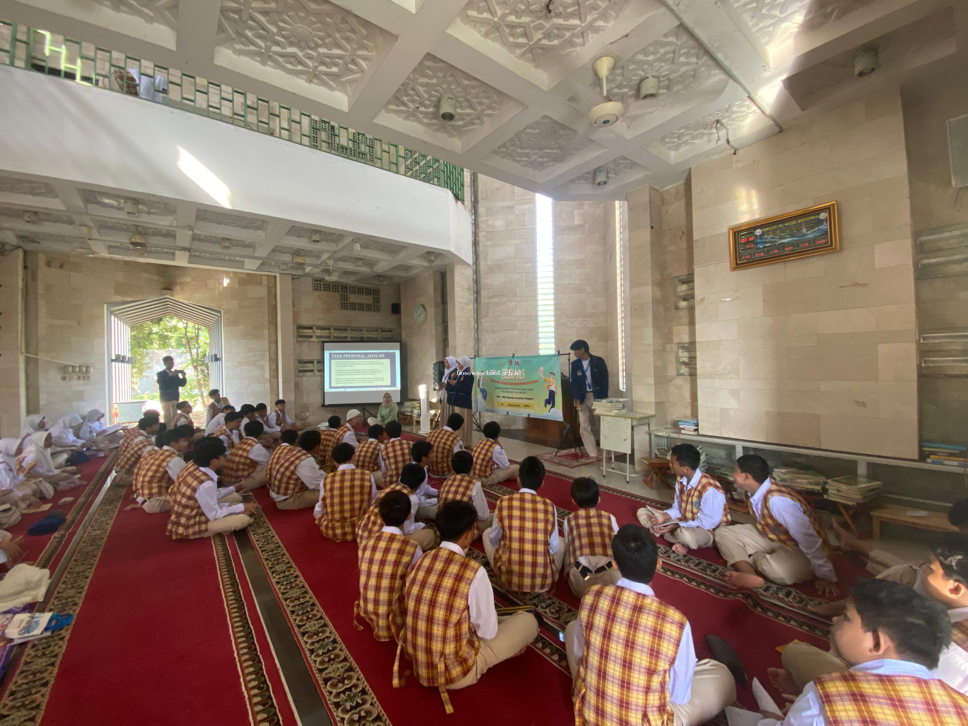 SMP-SMA Bosowa Al Azhar Laksanakan Latihan Dasar Kepemimpinan Siswa (LDKS)